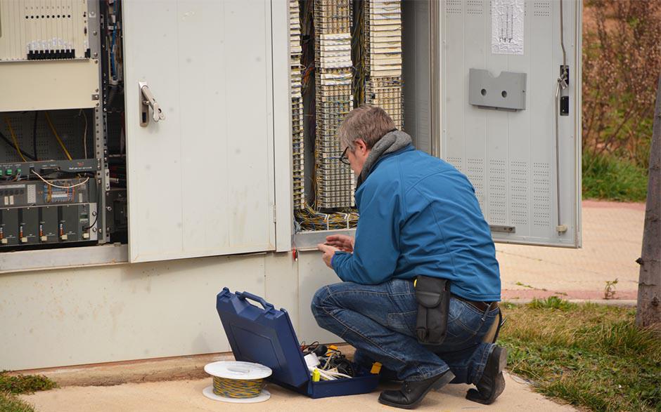 recherche électricien Suresnes