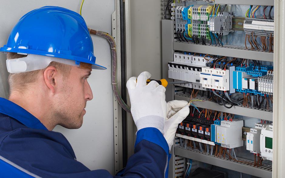 tarifs électricien Montreuil